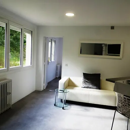 Facile, Lumineux, Parking, Metro, Proche Du Centre Apartament