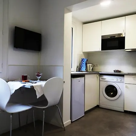 Facile, Lumineux, Parking, Metro, Proche Du Centre Apartament