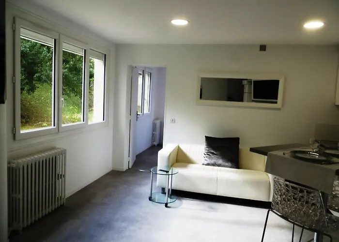 Facile, Lumineux, Parking, Metro, Proche Du Centre Appartement