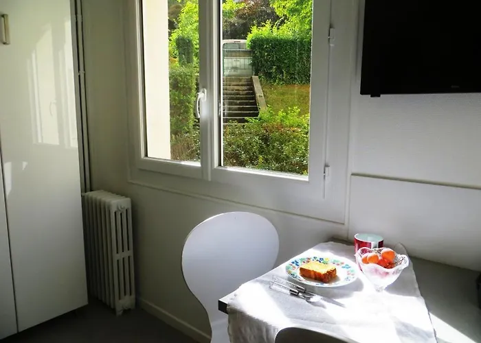 Apartament Facile, Lumineux, Parking, Metro, Proche Du Centre